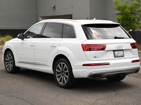Used 2019 Audi Q7 3.0T Premium Plus w/ Premium Plus Package AWD/4WD image 5