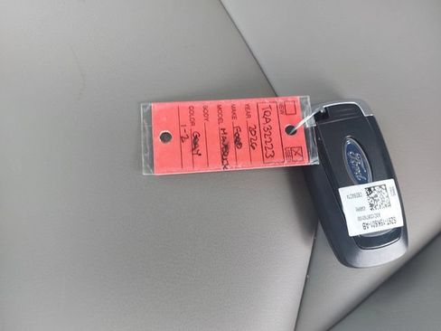 Used 2026 Ford Maverick Lariat w/ 4K Tow Package AWD/4WD image 37