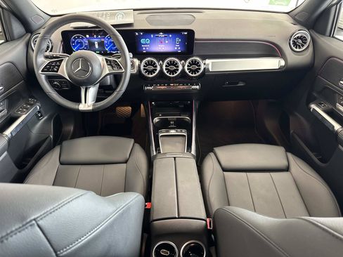 Certified 2025 Mercedes-Benz EQB 300 4MATIC image 8