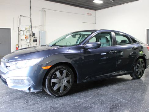 Used 2016 Honda Civic LX image 7