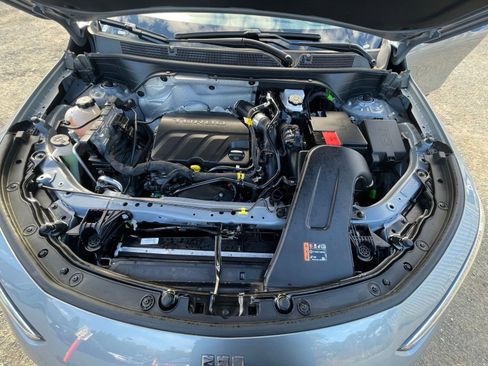 Used 2025 Buick Envista Sport Touring image 30