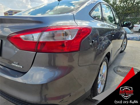 Used 2014 Ford Focus SE FWD image 7