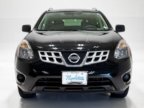 Used 2015 Nissan Rogue S w/ Convenience Package AWD/4WD image 4