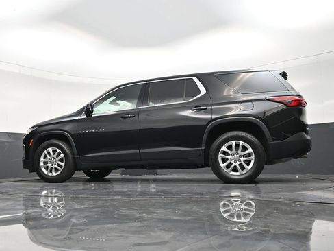 Used 2023 Chevrolet Traverse LS FWD image 22