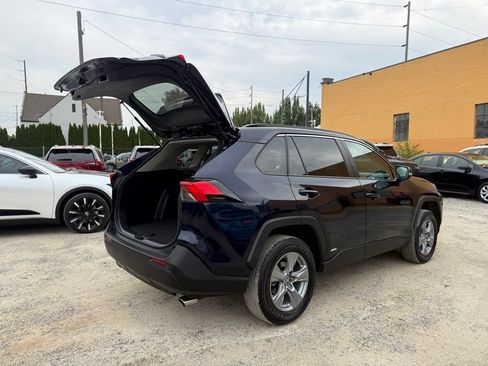 Certified 2025 Toyota RAV4 XLE AWD/4WD image 10