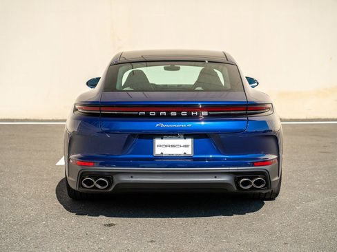 Certified 2025 Porsche Panamera 4 AWD/4WD image 7