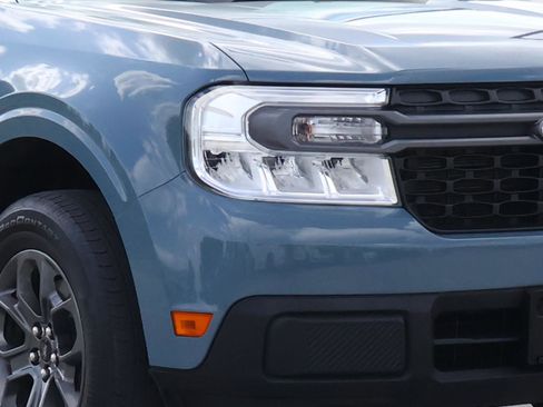 Used 2022 Ford Maverick XLT image 7