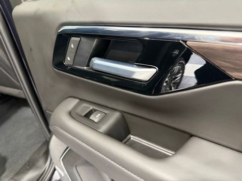 Used 2025 Chevrolet Tahoe Z71 w/ Z71 Off-Road Package image 30