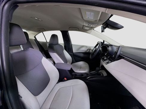 Used 2022 Toyota Corolla LE image 25