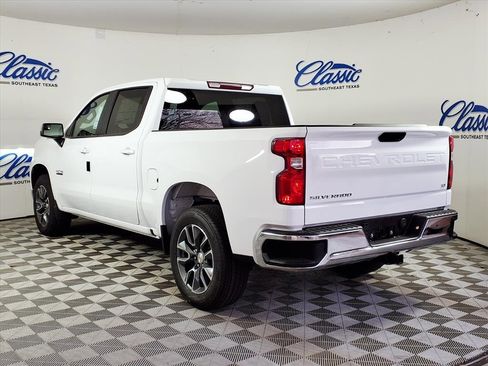 New 2026 Chevrolet Silverado 1500 LT image 2