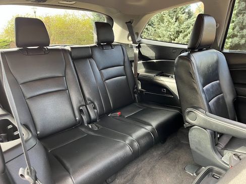 Used 2019 Honda Pilot Touring image 43