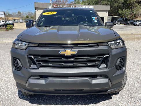 Used 2024 Chevrolet Colorado W/T image 23