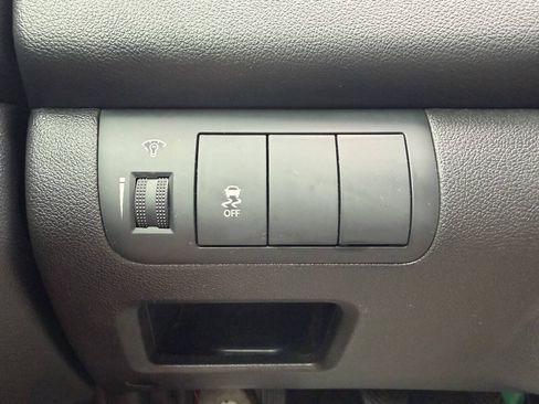 Used 2012 Kia Forte EX FWD image 12
