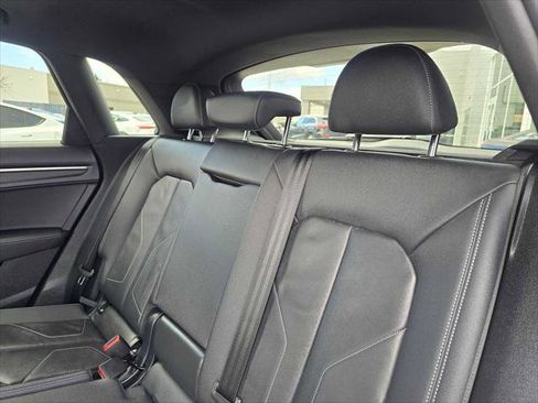 Used 2025 Audi Q3 2.0T Premium w/ Black Optic Sport Package AWD/4WD image 18