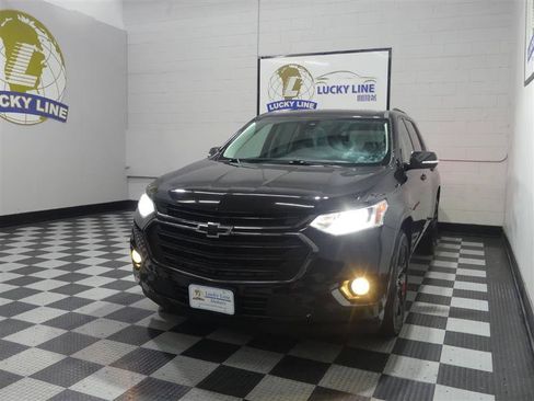 Used 2018 Chevrolet Traverse Premier w/ Redline Edition AWD/4WD image 4