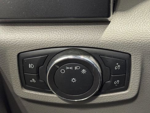 Used 2018 Ford F150 XLT image 28