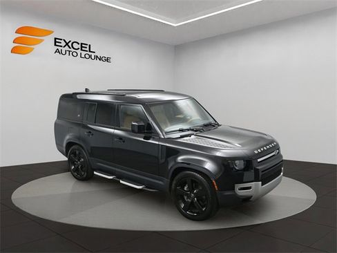 Used 2024 Land Rover Defender 130 S image 63