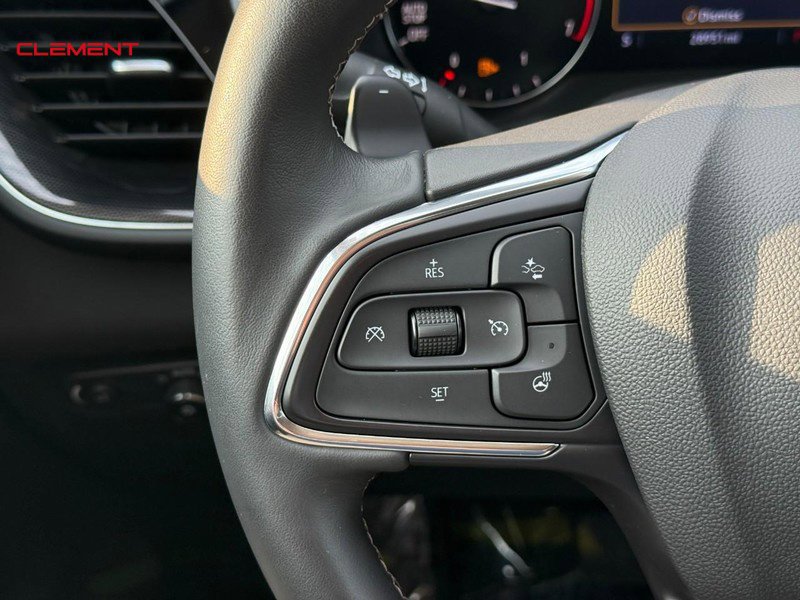 Used 2022 Buick Envision Preferred FWD image 23