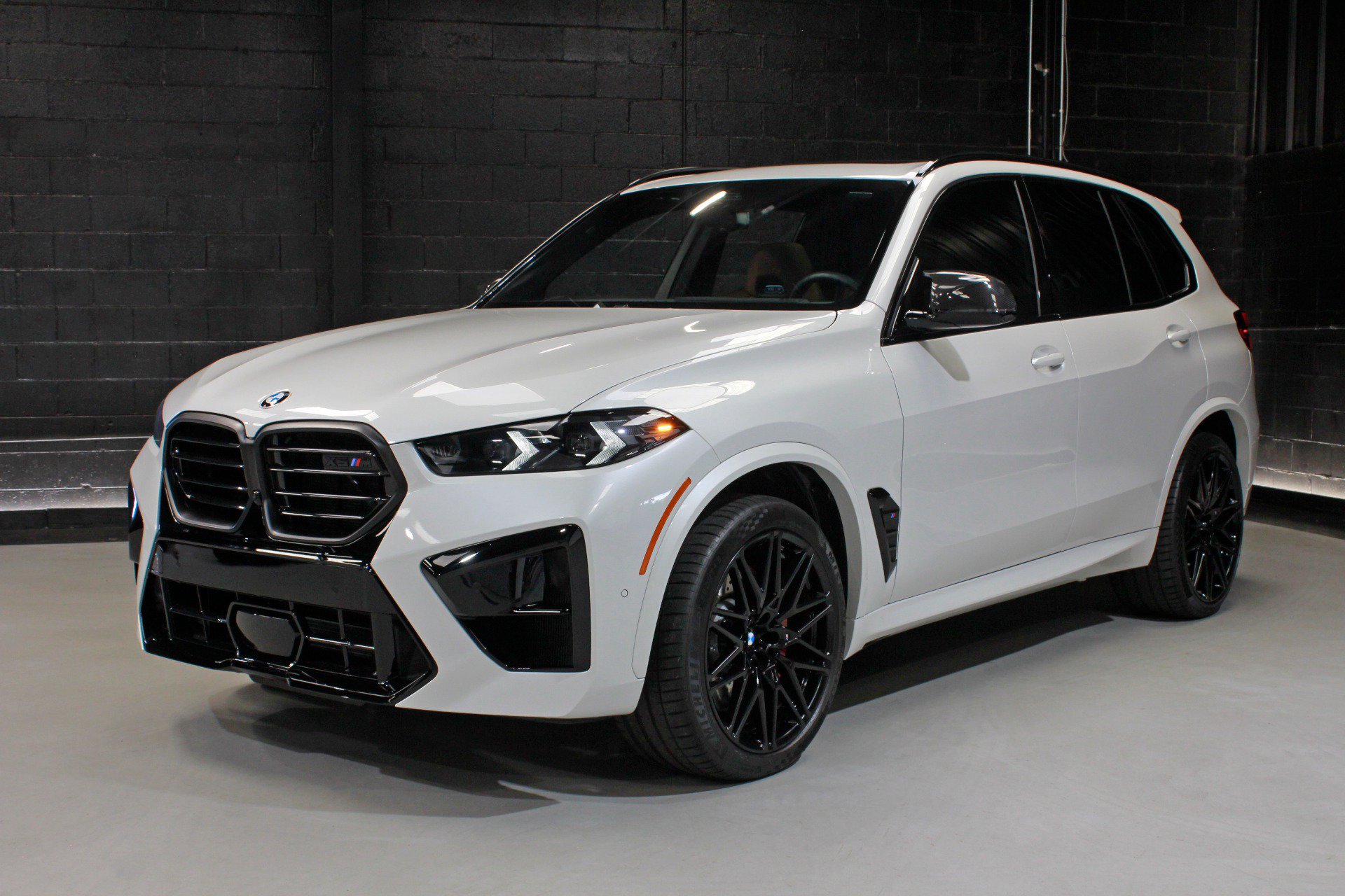 Used 2026 BMW X5 M Competition w/ Executive Package AWD/4WD image 5
