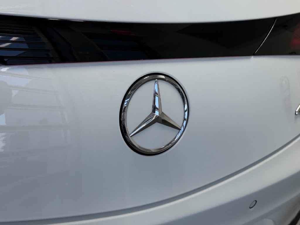 Used 2024 Mercedes-Benz CLE 300 4MATIC Cabriolet image 16