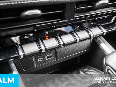 Used 2023 Chevrolet Colorado LT w/ LT Convenience Package image 44