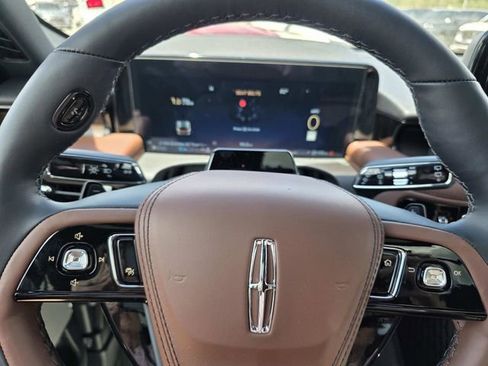 New 2026 Lincoln Aviator Reserve w/ Luxury Package image 13