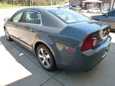 Used 2009 Chevrolet Malibu Hybrid FWD image 3