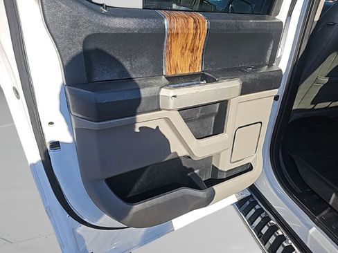 Used 2019 Ford F150 Lariat image 30