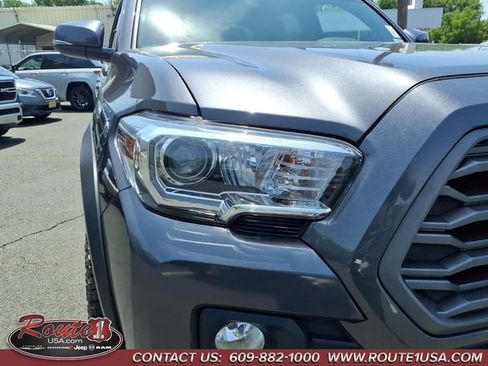 Used 2023 Toyota Tacoma TRD Off-Road AWD/4WD image 10