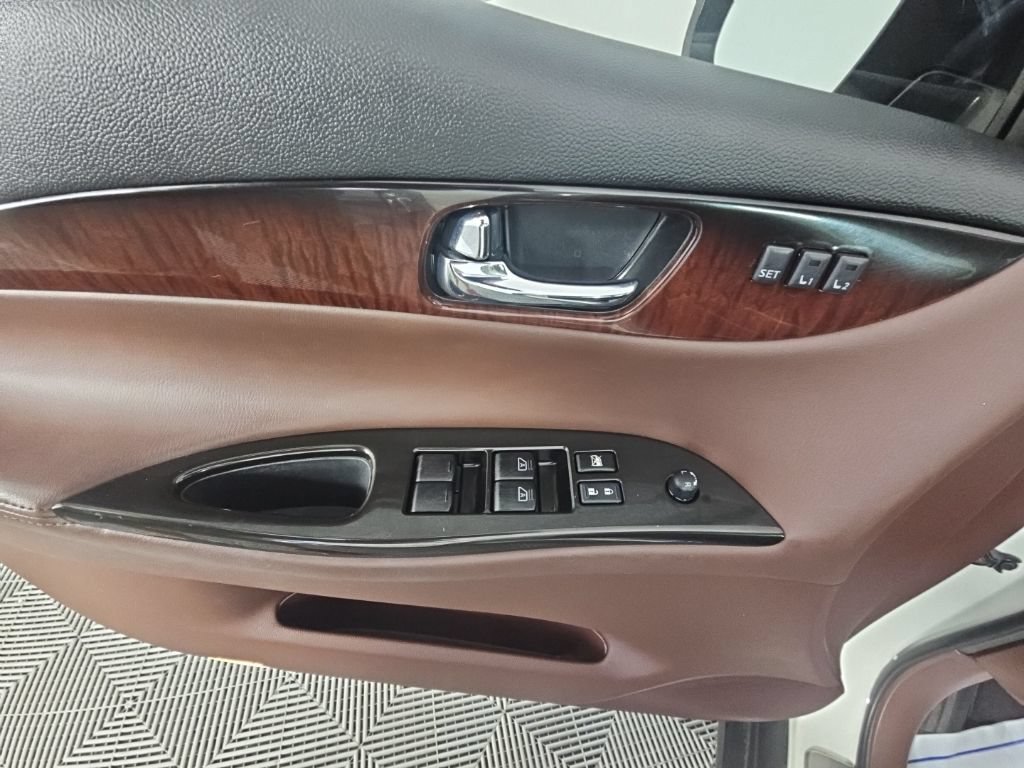 Used 2017 INFINITI QX50 2WD w/ Premium Package image 22