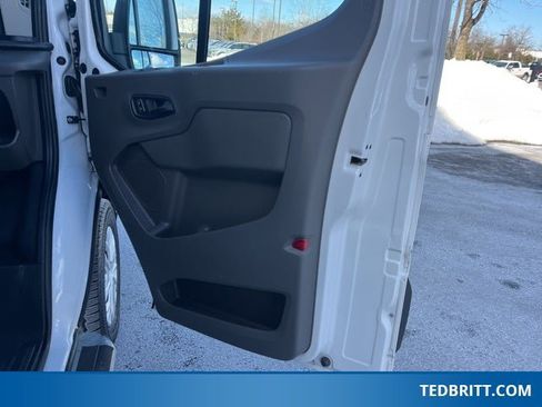 Used 2024 Ford Transit 250 Low Roof w/ Exterior Upgrade Package image 14