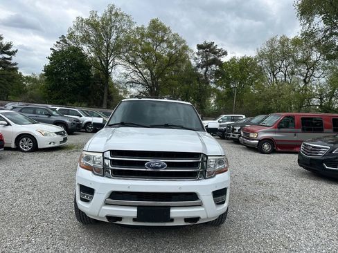 Used 2017 Ford Expedition Limited AWD/4WD image 2
