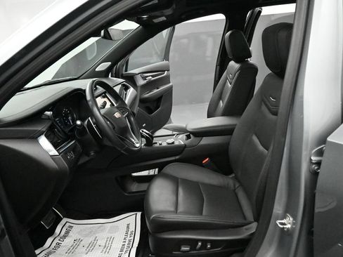 Used 2024 Cadillac XT6 Sport AWD/4WD image 7