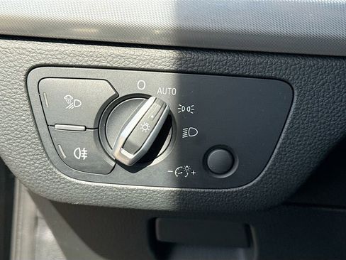 Used 2020 Audi Q5 2.0T Titanium Premium Plus w/ Premium Plus Package image 36