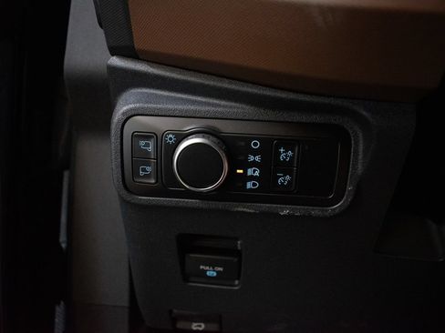 Used 2024 Ford Bronco Outer Banks AWD/4WD image 18