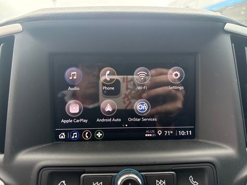 Used 2023 GMC Terrain SLE image 22