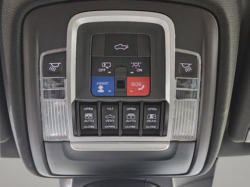 Used 2019 RAM 1500 Limited w/ Advanced Safety Group AWD/4WD image 16