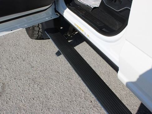 Used 2025 Ford F450 Platinum AWD/4WD image 21