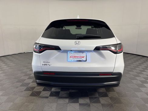 New 2026 Honda HR-V LX image 4