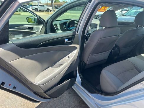 Used 2013 Hyundai Sonata GLS w/ Popular Equipment Pkg FWD image 16