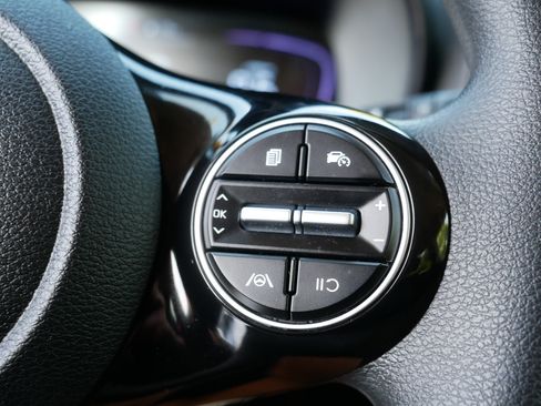 Certified 2024 Kia Soul S FWD image 29