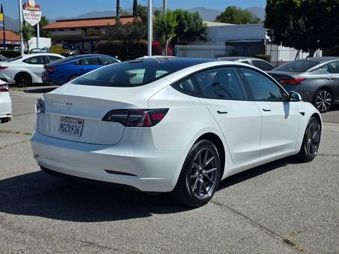 Used 2023 Tesla Model 3 Standard Range RWD image 5