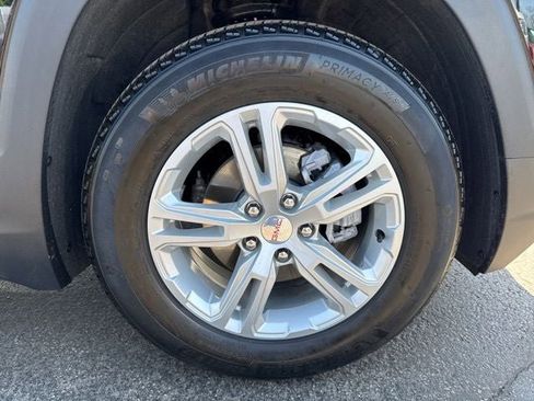 Used 2023 GMC Terrain SLE w/ Driver Convenience Package FWD image 30