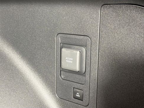 Certified 2026 Toyota bZ image 38