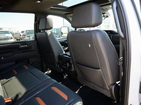 Used 2024 GMC Sierra 3500 AT4 AWD/4WD image 21