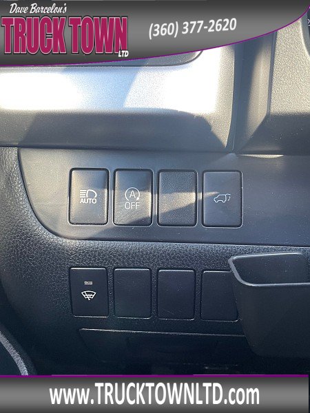 Used 2018 Toyota Highlander XLE AWD/4WD image 19