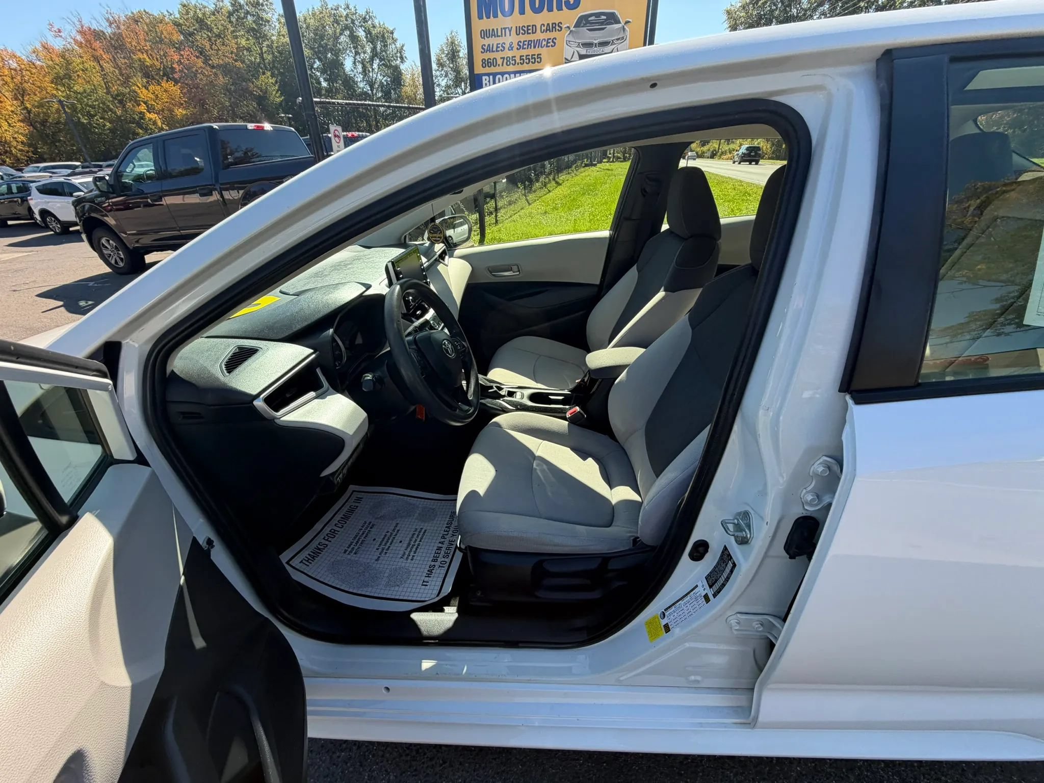Used 2021 Toyota Corolla LE FWD image 10