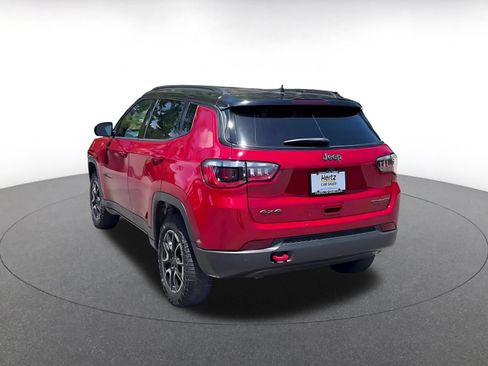 Used 2025 Jeep Compass Trailhawk AWD/4WD image 10