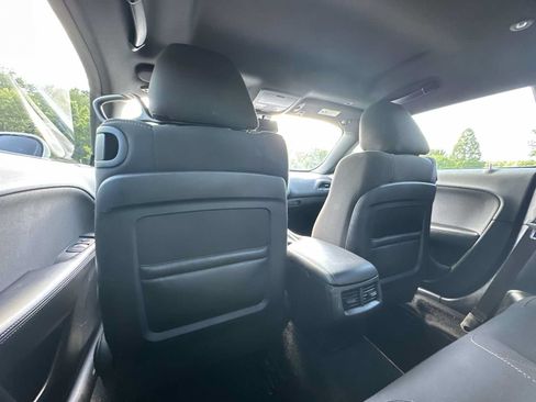 Used 2019 Dodge Challenger SXT RWD image 23