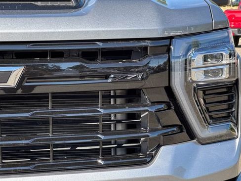 Used 2025 Chevrolet Silverado 2500 LT w/ Trail Boss Package AWD/4WD image 53